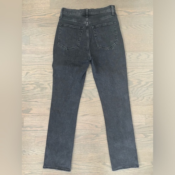 Abercrombie & Fitch Black 90s slim straight ultra high rise jeans size 28 6s - Picture 2 of 5